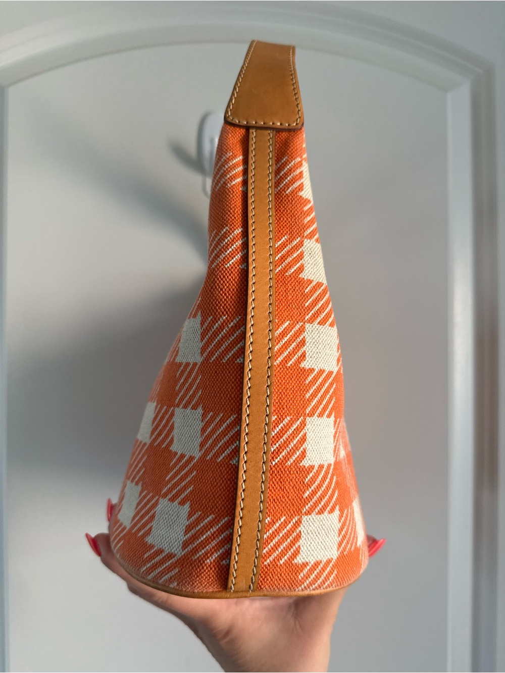🍊Vintage Dooney & Bourke Orange Plaid Gingham Bucket Bag - Picture 4 of 8